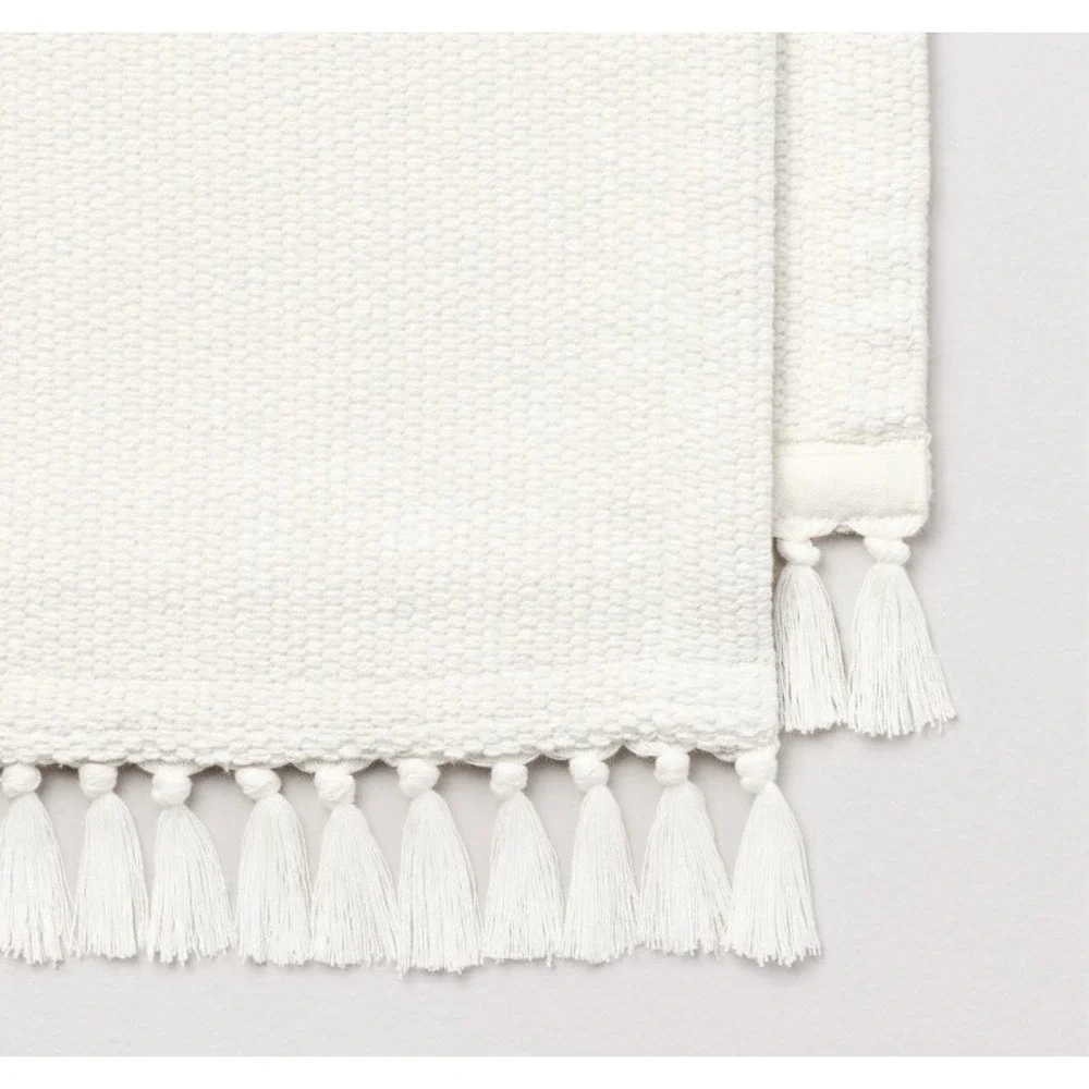 Table Runner 14